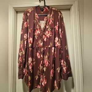 Torrid Floral Button-Up Blouse - Size 1